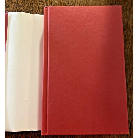 The Essential Guide to Collectibles: A Source Book 2001 with Dust Cover - Picture 6 of 12